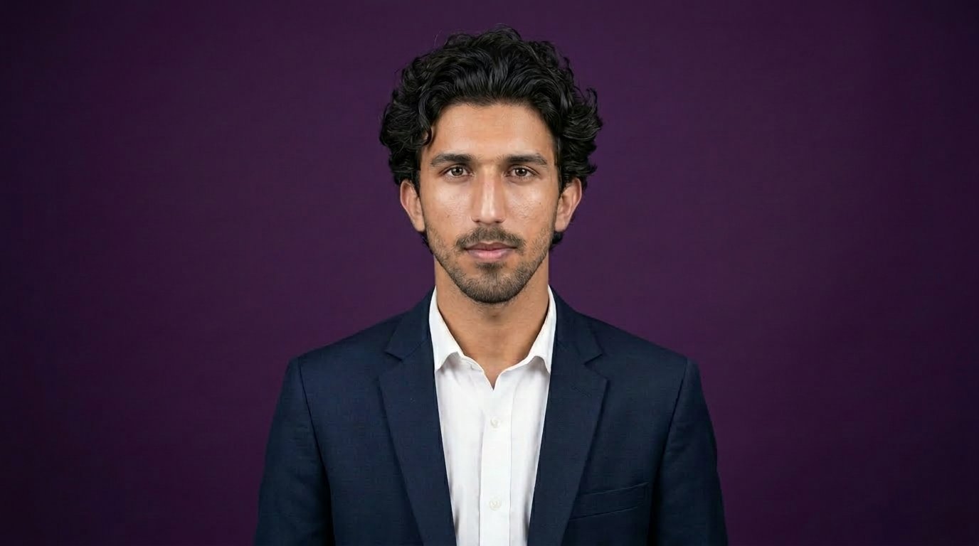 Shadab Shams, founder and editor of GoPickStack, photographed in a blazer